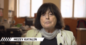 Mezey Katalin. Képernyőkép ahttps://www.youtube.com/watch?v=03A-_IpwYyg oldalról. A 351. Csorba blog melléklete